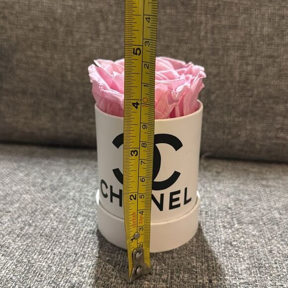 CHANEL White Eternal Rose Floral Accent - Picture 5 of 7